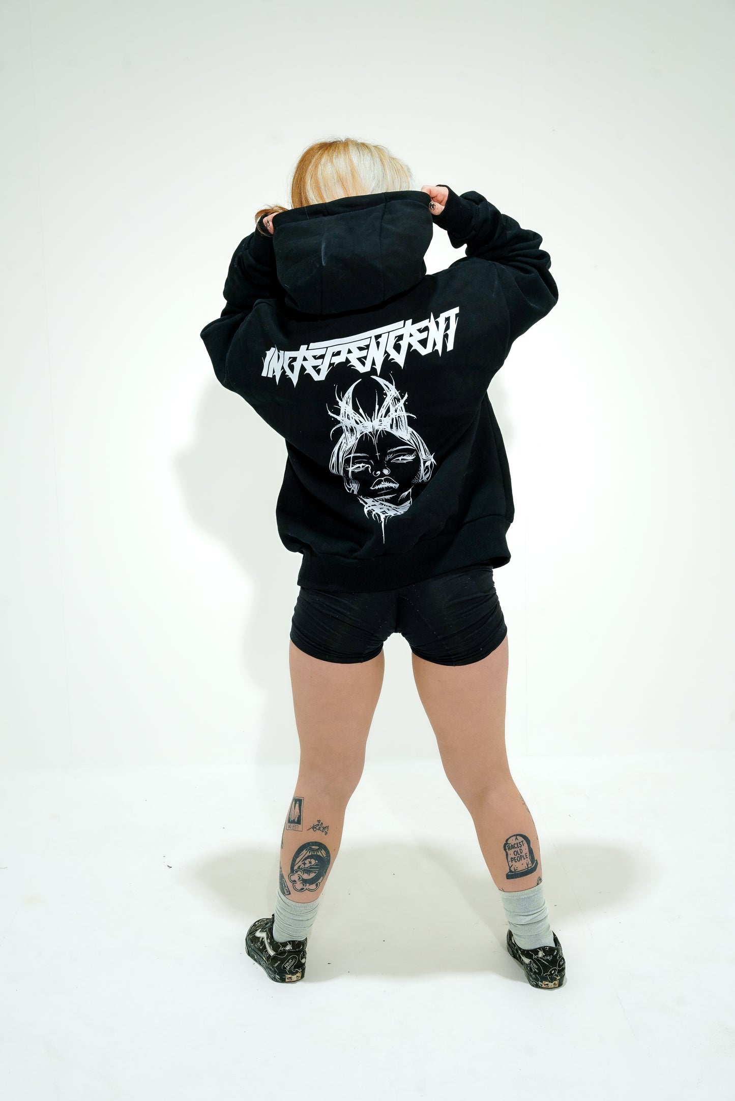 THE WITCH - HOODIE
